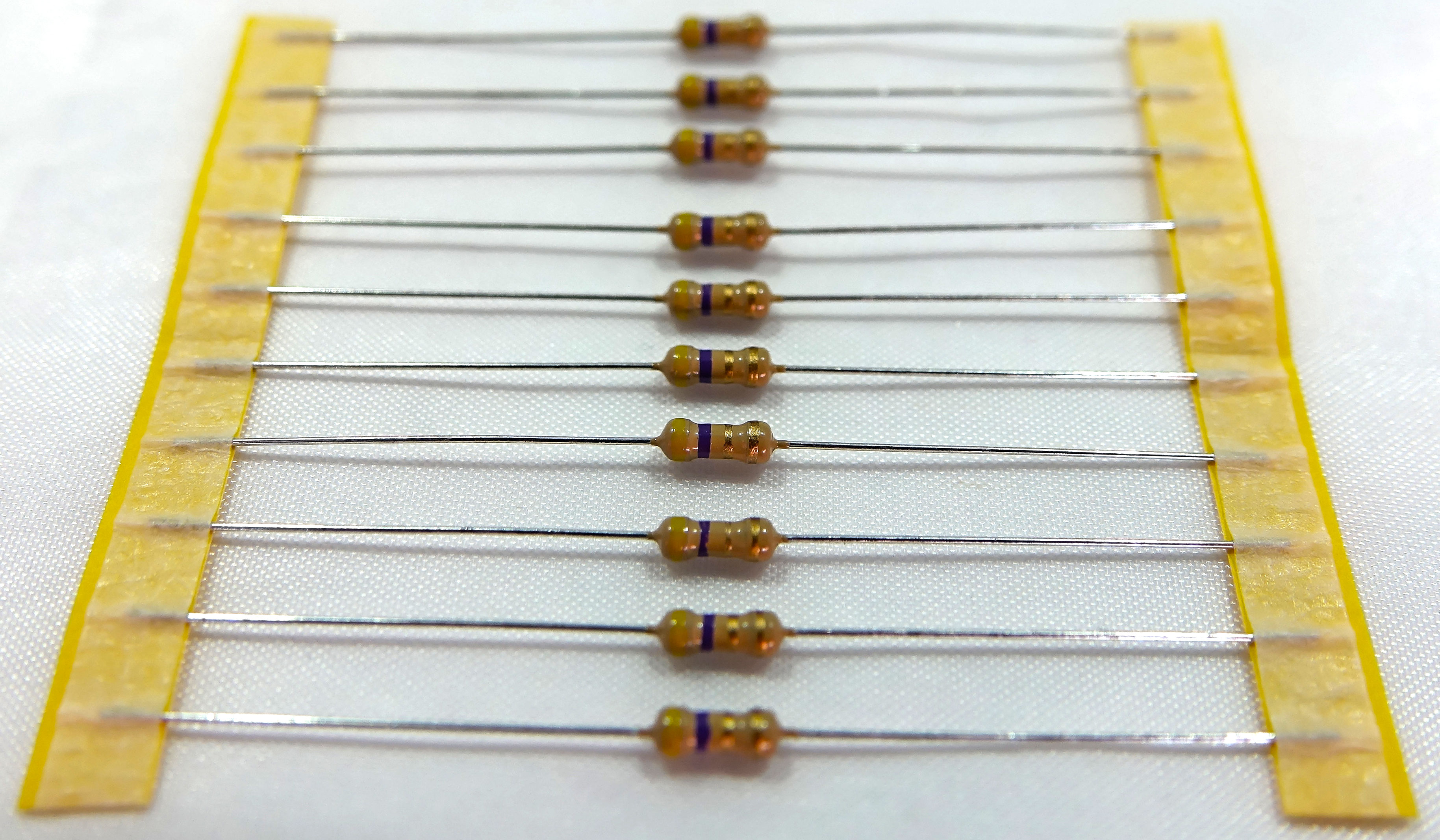 Charbon couche Résistance Resistor 2,7 kohm 0,25 W 5% 10 Pièce 4010